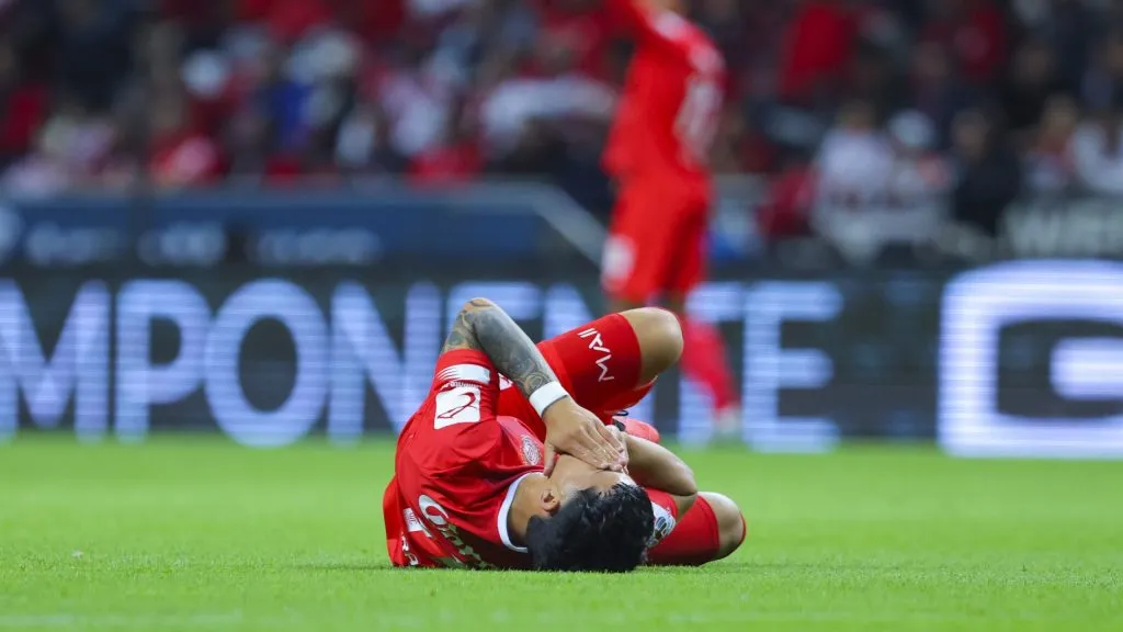 Maxi Araujo, afuera de la nómina vs. Pumas por un problema física [Foto: Getty]