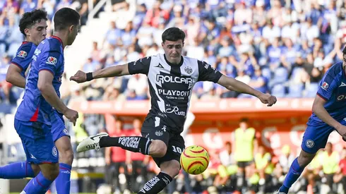 ¡Está loco! El espectacular golazo de José Paradela para que Necaxa le gane a Cruz Azul