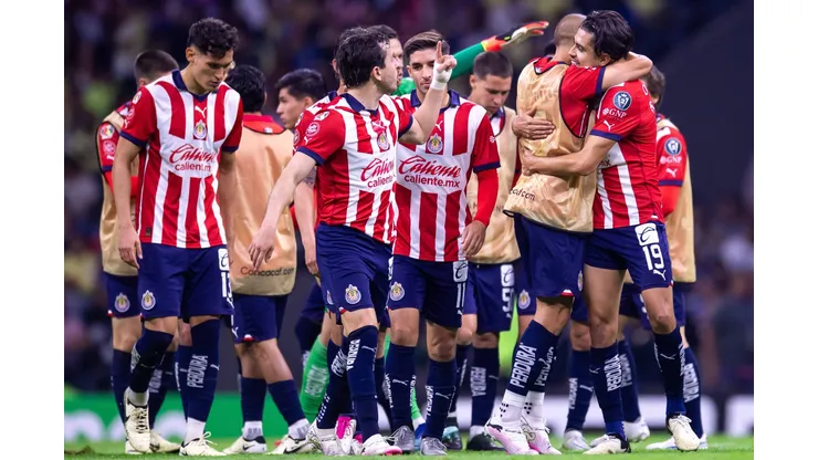 La alineación de Chivas para enfrentar al América