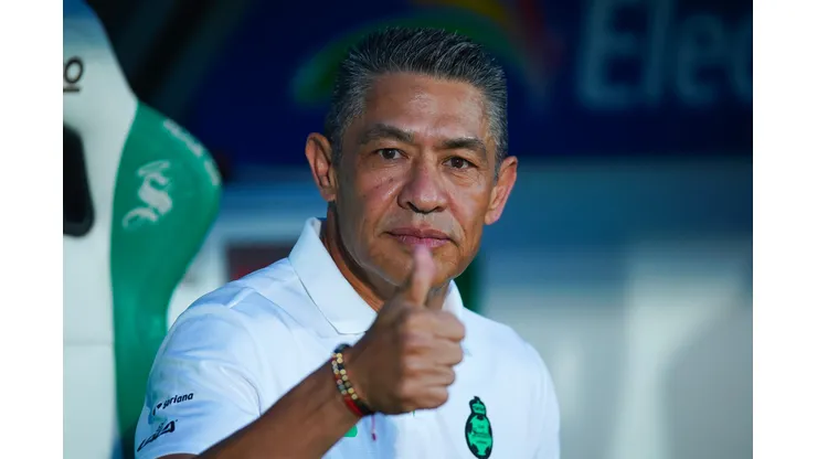 Nacho Ambriz encantado con el trabajo de Santos