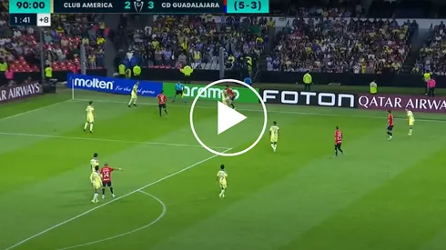 Dura entrada de Antonio Briseño a Diego Valdés