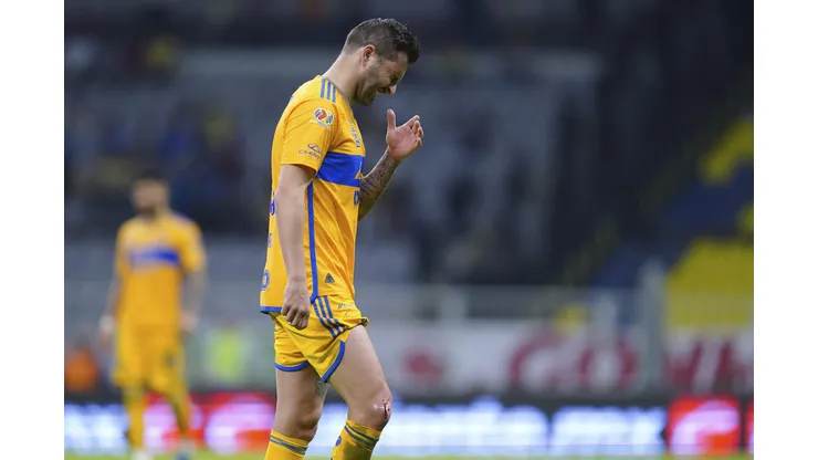 André-Pierre Gignac recibió un duro golpe