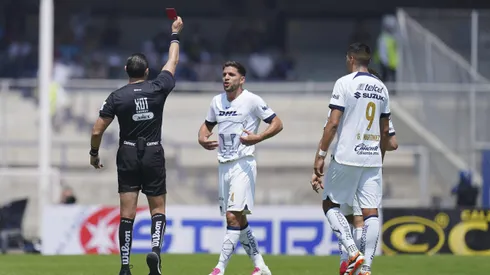 A Pumas le cobraron tres penales en contra mediante el VAR