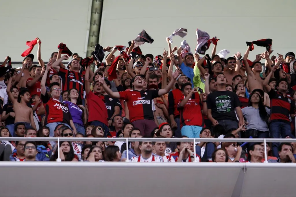 Barra 51, la afición de Atlas