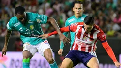 Chivas y Club León se enfrentan este sábado.