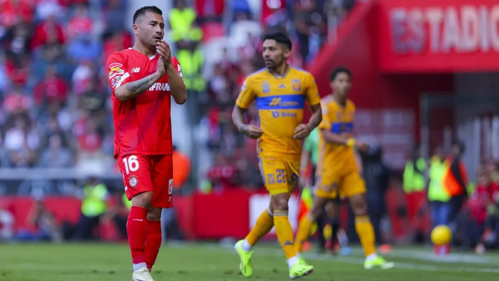 Jean Meneses en el último juego de Toluca, ante Tigres UANL [Foto: Getty Images]