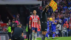 Chicharito Hernández será titular en Chivas