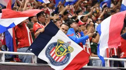 Tremendo recibimiento de la afición al Guadalajara