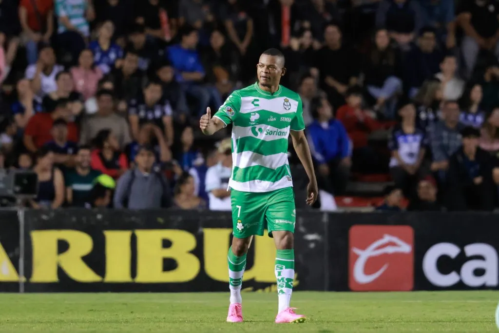 Harold Preciado le da la victoria a Santos Laguna
