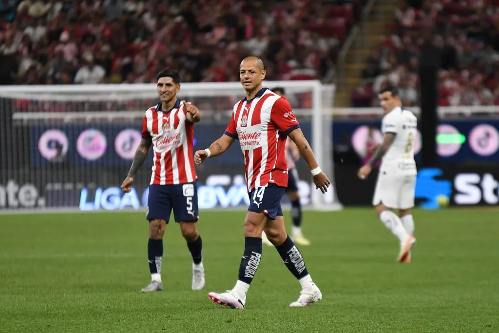 Chicharito Hernández no viaja con su compañeros a Ciudad de México