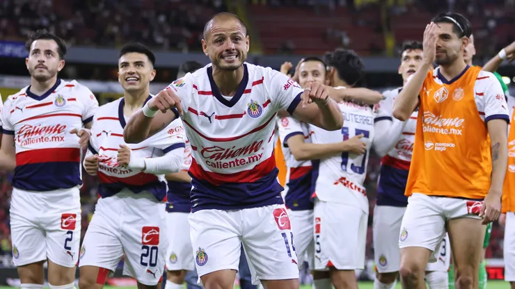 Chicharito Hernández y una polémica celebración en la victoria ante Atlas