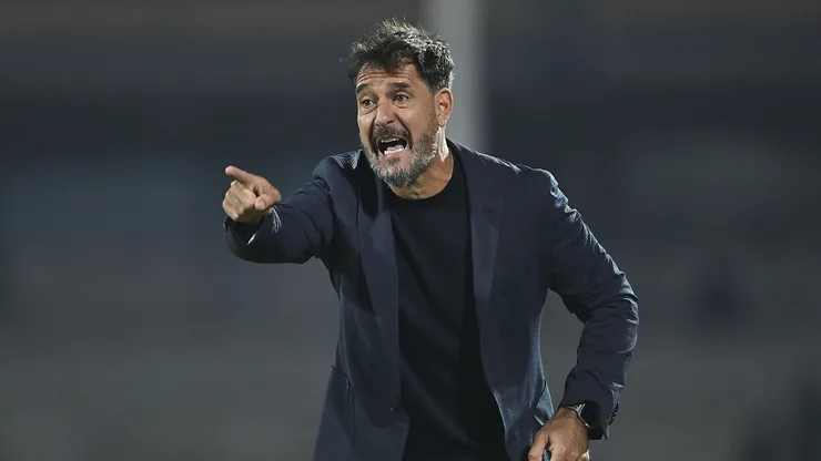 Gustavo Lema no tiene asegurada su continuidad en Pumas