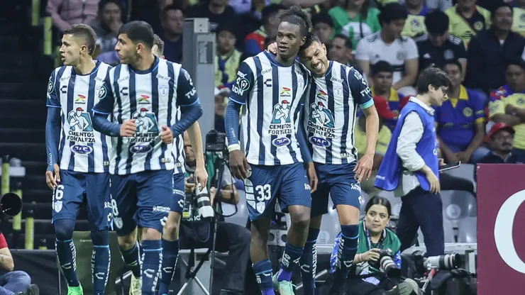 Norman Micolta, a puro grito de gol.