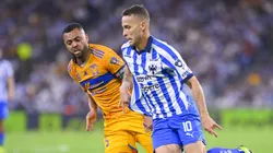 Sergio Canales y Rafael Carioca en el último Clásico Regio