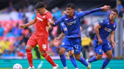 Toluca y Cruz Azul chocan en un partidazo.