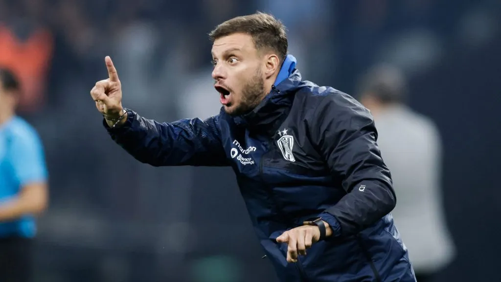 Martín Anselmi, el acusado por Paiva de ‘serrucharle el piso’ en Independiente del Valle [Foto: Getty]