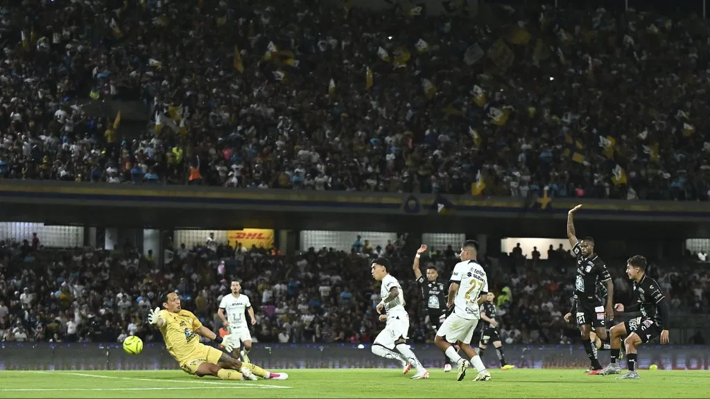 Pumas sueña con la Liguilla de la mano de Piero Quispe