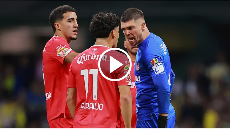 Araujo y Volpi, cara a cara en pleno encuentro.