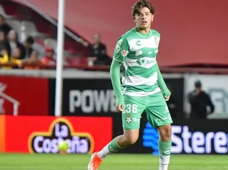 Emocionante momento de Tahiel Jiménez en su debut con Santos