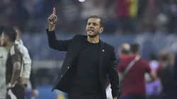 Jaime Lozano estuvo viendo al varios jugadores en el duelo entre Necaxa vs. Santos