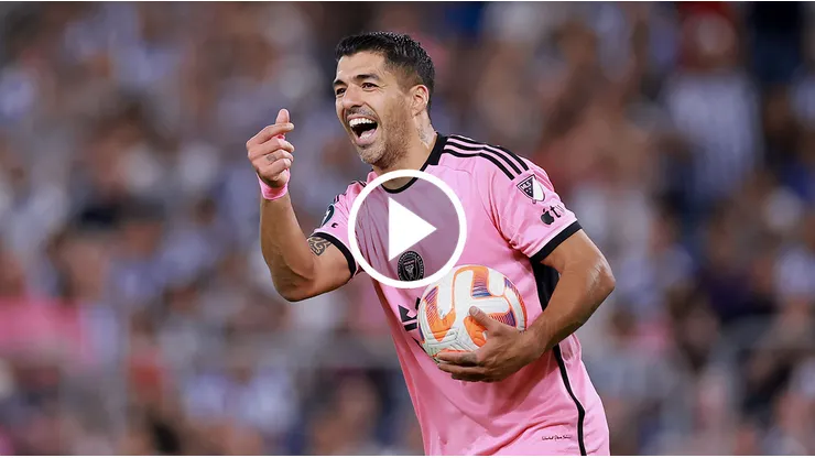 El gesto de Luis Suárez al árbitro del partido