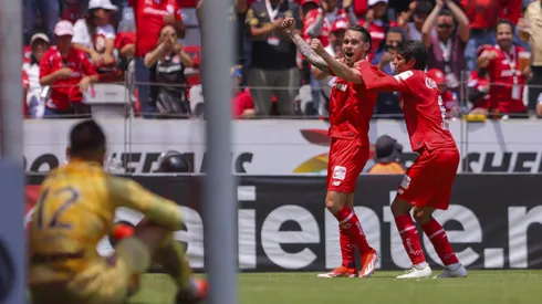 Toluca, de fiesta en el Nemesio Díez con su afición.