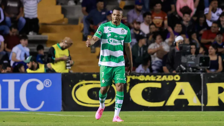 Harold Preciado fue visto entrenando con otro club