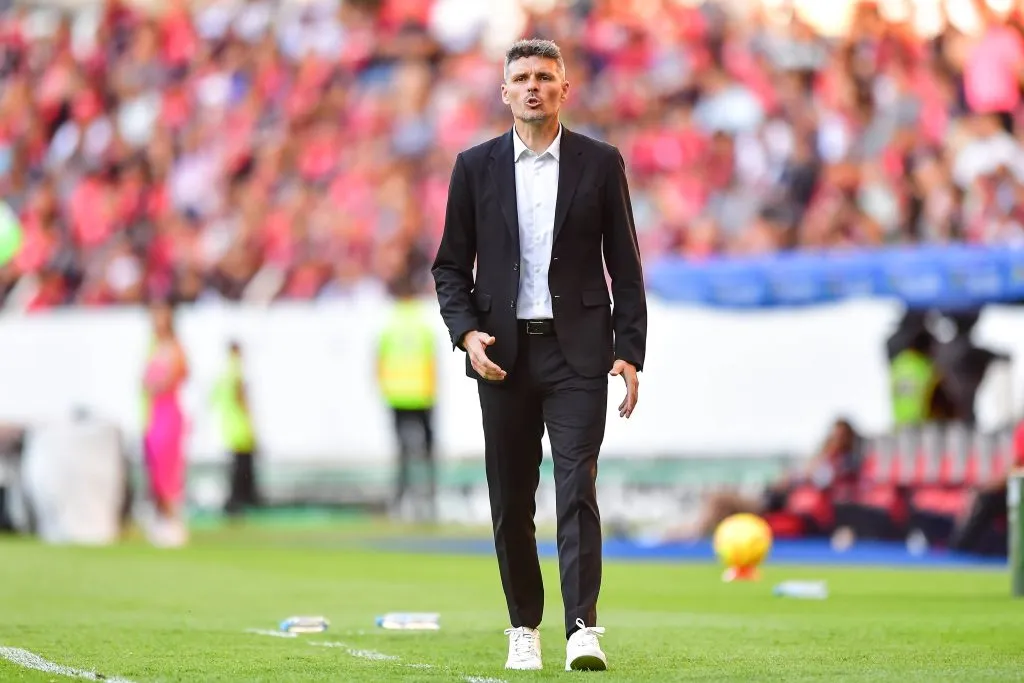 Fernando Ortiz seguirá como entrenador de Rayados (Imago7)