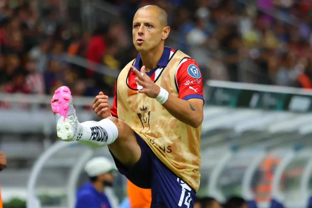 Chicharito espera sumar minutos en el duelo frente a Puebla