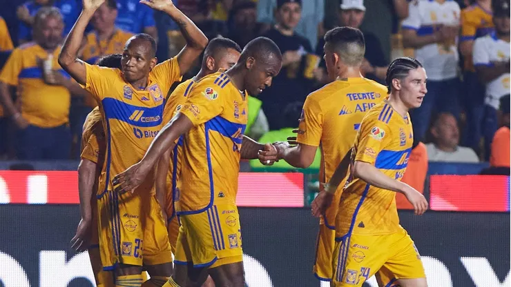 Dos futbolistas de Tigres serían transferibles