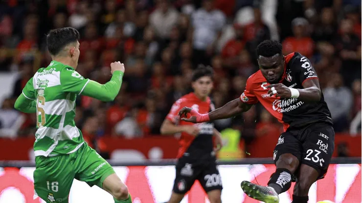 Los Zorros buscan rearmar su plantilla para el próximo semestre.