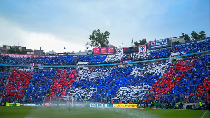 En honor a Julieta Venegas: el mosaico que preparó Cruz Azul para la Final con América