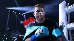 Canelo Álvarez recibió un duro golpe de la FIB al despojarlo de su título.