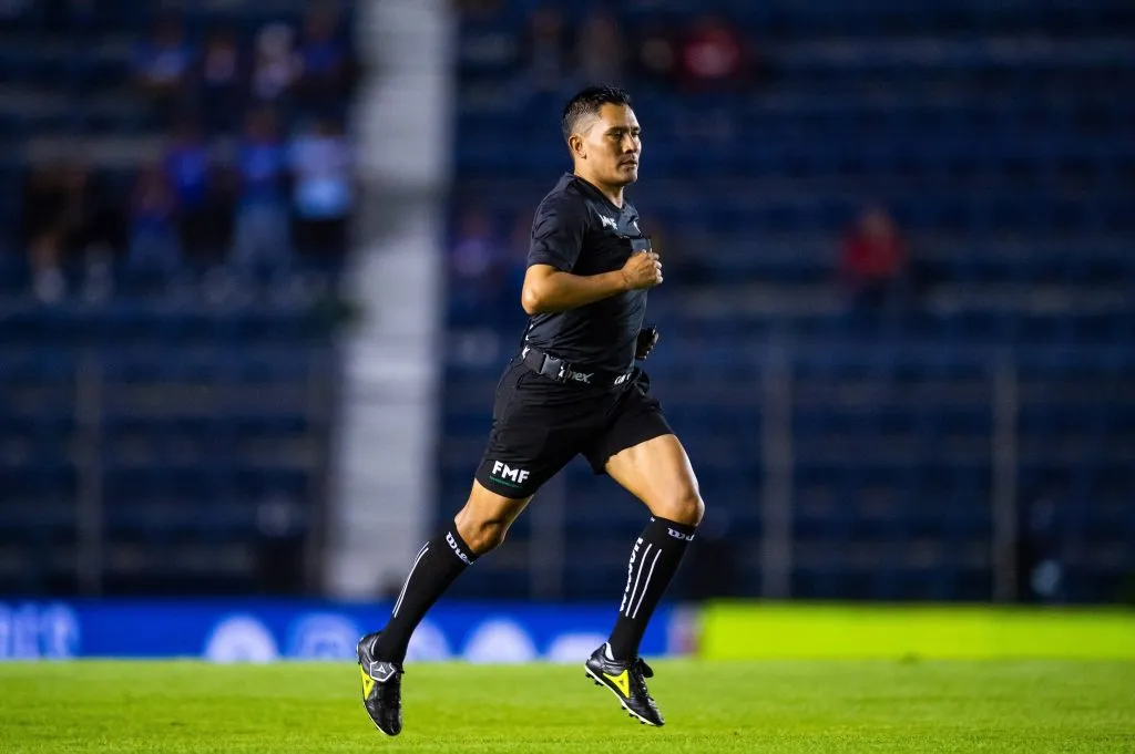 Cruz Azul posee ventaja en enfrentamientos directos con Rayados bajo la dirección arbitral de Guerrero. (Imago)