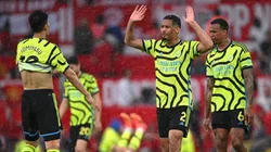 Los jugadores de Arsenal, a puro festejo.