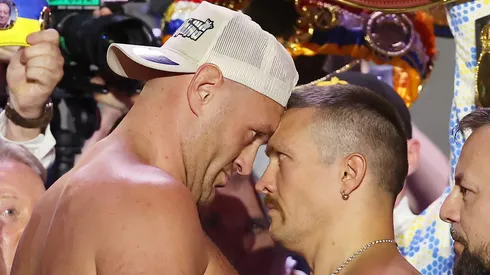 Usyk y Fury, cara a cara antes de poner en juego sus títulos de los pesos pesados.