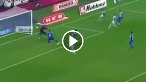 ¡De no creer! El increíble gol fallado por Brandon Vázquez para el empate de Rayados ante Cruz Azul