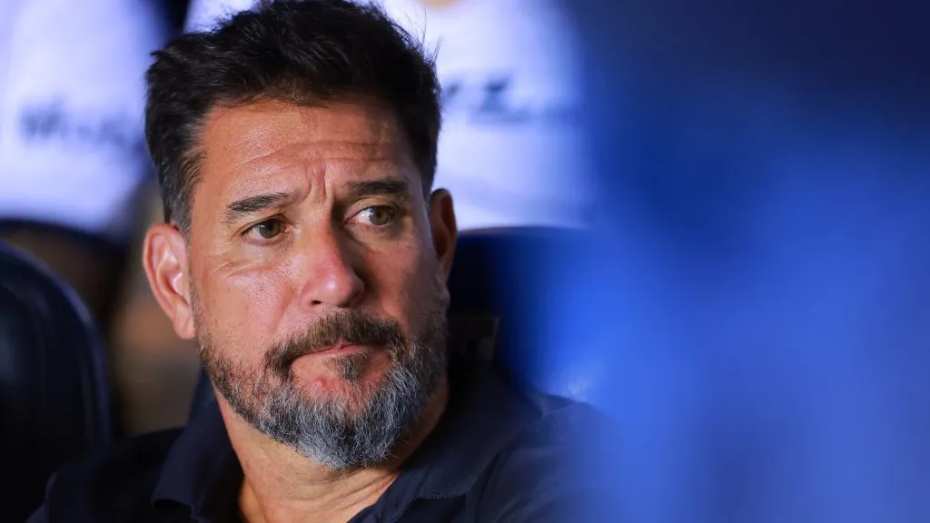 Gustavo Lema seguiría en su cargo como DT de Pumas UNAM [Foto: Getty]