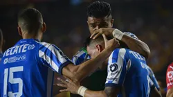 Maxi Meza festeja el gol de Monterrey.