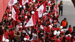 Los fanáticos choriceros esperan el duelo ante Chivas.