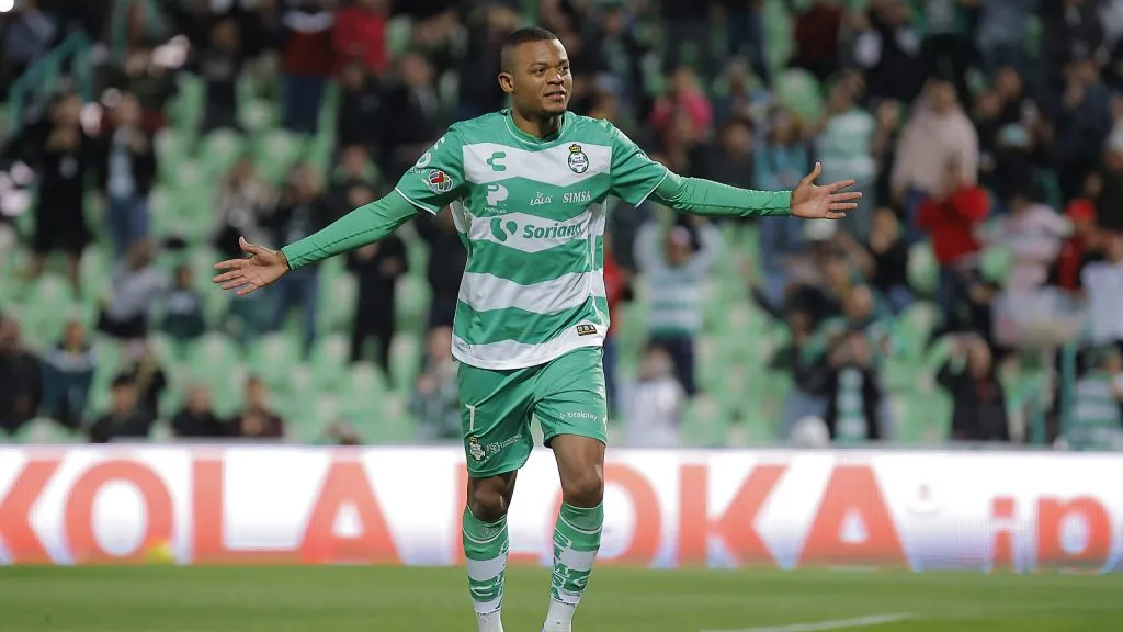 Harold Preciado y un sensible momento en la Liga MX [Foto: Getty]