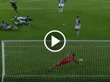 Video: la impresionante atajada de Carlos Moreno ante Necaxa