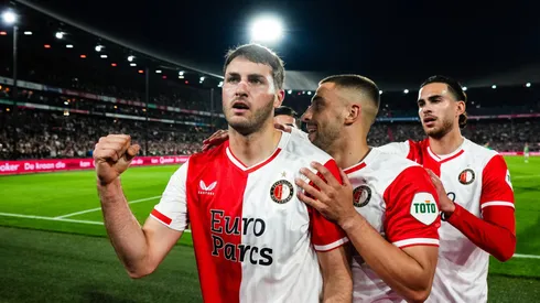 Santiago Giménez cortó su mala racha en Feyenoord e ilusiona de cara a la Copa América