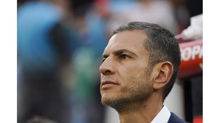 Jaime Lozano tiene el respaldo de la FMF, pero no de la afición de México