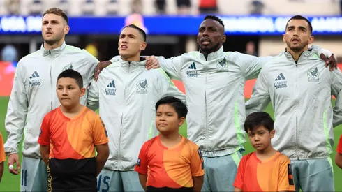 México enfrenta a Ecuador en un duelo clave.