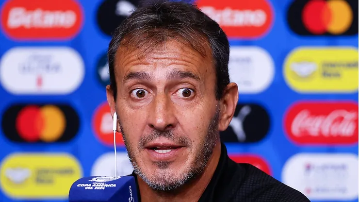Fernando Batista, DT de Venezuela, habló en conferencia de prensa.
