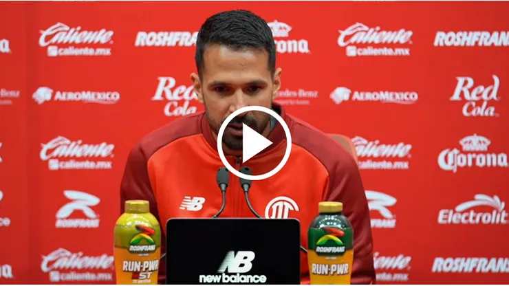 El zaguero brasileño brindó sus primeras palabras como futbolista escarlata.