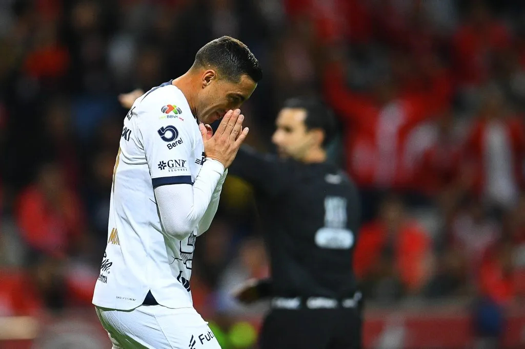 Rogelio Funes Mori sufrió una lesión de costilla que lo tuvo a maltraer en el Clausura 2024. (Imago)