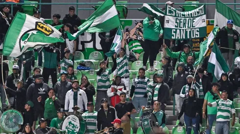 El aficionado se hizo presente en el Signal Iduna Park de Dortmund.