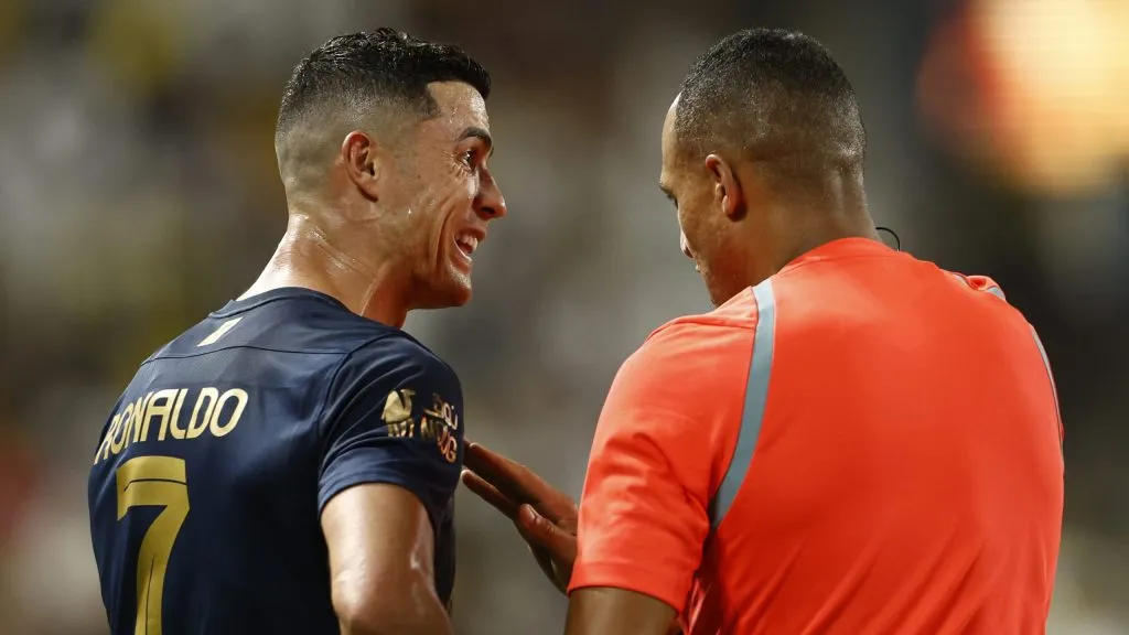 Ismail Elfath viene de dirigir a Cristiano Ronaldo en Arabia Saudita [Foto: Getty Images]